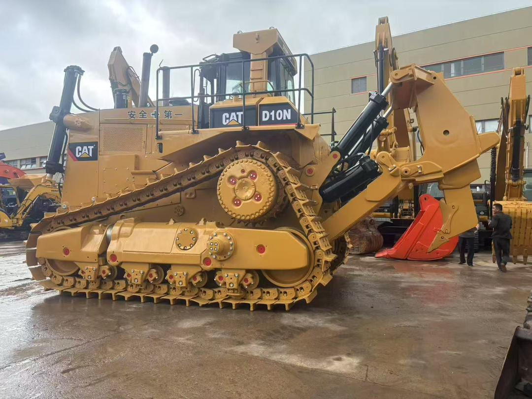 Caterpillar CAT CAT D10N D9R D8R D8N D8T D7G D7R D6G D6R D5K D4C Used Bulldozer Dozer - Buldozer: Foto 1 Caterpillar CAT CAT D10N D9R D8R D8N D8T D7G D7R D6G D6R D5K D4C Used Bulldozer Dozer - Buldozer: Foto 1