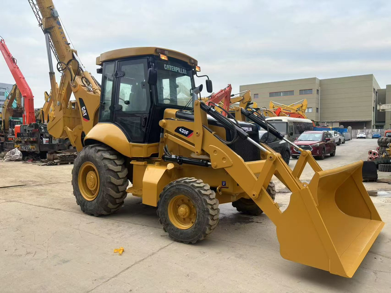 Caterpillar New or Used Backhoe CAT 420 Backhoe Loader CAT420F 420F2 JCB 3CX 4CX - Buldoexcavator: Foto 3 Caterpillar New or Used Backhoe CAT 420 Backhoe Loader CAT420F 420F2 JCB 3CX 4CX - Buldoexcavator: Foto 3