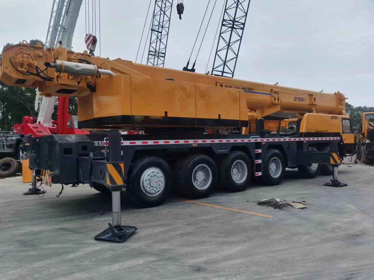 XCMG Truck Crane XCMG QY100K QY100K-II Telescopic Boom 100 Ton in Hight Quality for Sale - Automacara: Foto 4 XCMG Truck Crane XCMG QY100K QY100K-II Telescopic Boom 100 Ton in Hight Quality for Sale - Automacara: Foto 4
