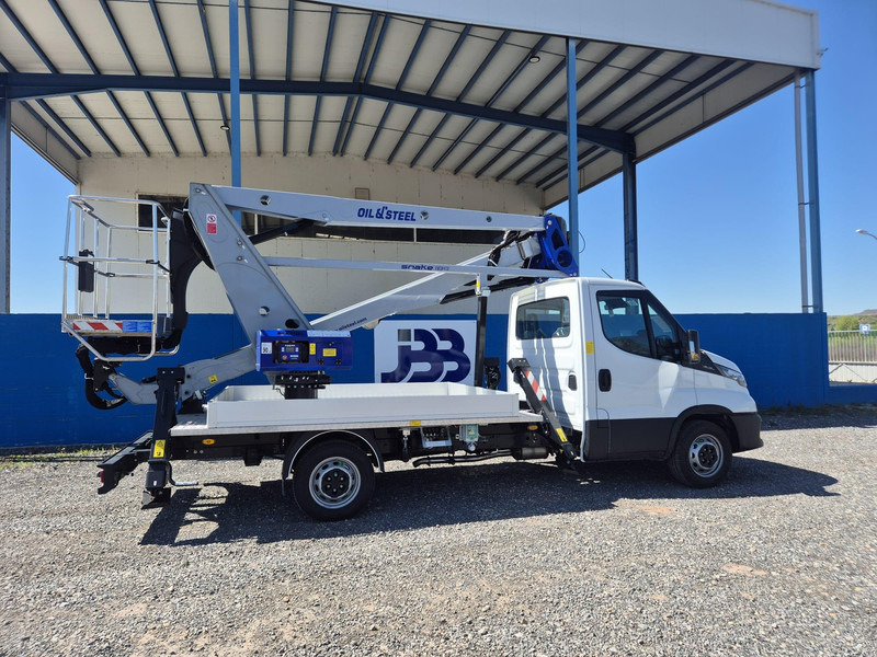 Iveco 35-140 Oil & Steel Snake 189 - Camion, Camion cu macara: Foto 3 Iveco 35-140 Oil & Steel Snake 189 - Camion, Camion cu macara: Foto 3