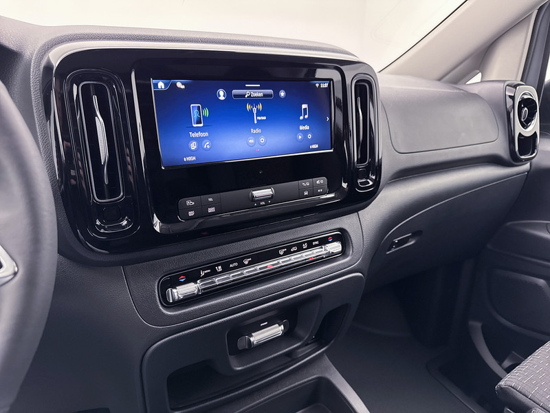 Mercedes-Benz Vito 119 CDI L3 19" inch AMG Dubbele Schuifdeur Multibeam LED Trekhaak Achteruitrijcamera Betimmering - Autoutilitară compactă: Foto 5 Mercedes-Benz Vito 119 CDI L3 19" inch AMG Dubbele Schuifdeur Multibeam LED Trekhaak Achteruitrijcamera Betimmering - Autoutilitară compactă: Foto 5