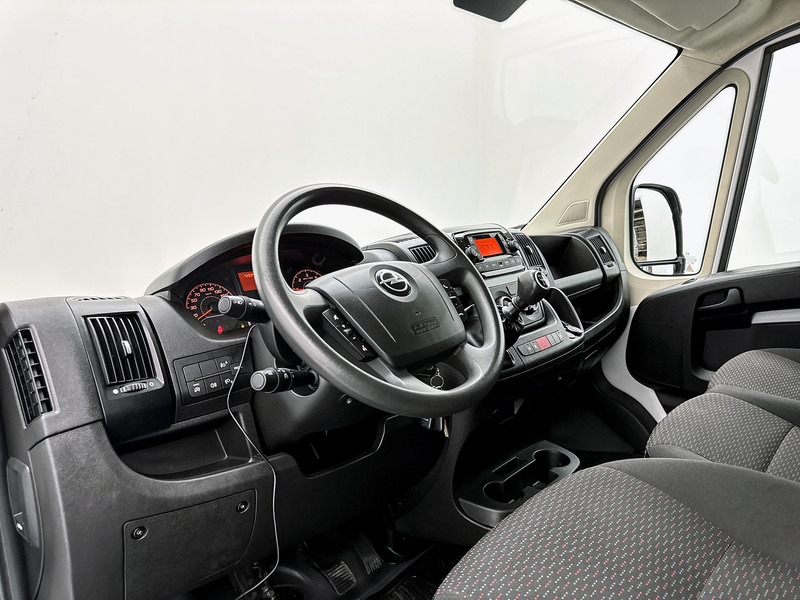 Opel Movano 2.2D 140 L4H3 Edition Trekhaak 3t Imperiaal Cruise Control Airco - Dubă: Foto 4 Opel Movano 2.2D 140 L4H3 Edition Trekhaak 3t Imperiaal Cruise Control Airco - Dubă: Foto 4