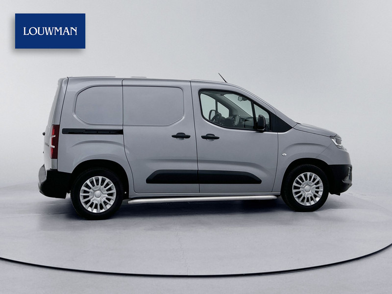 Toyota PROACE CITY 1.5 D-4D Live 130pk automaat Navigatie Achteruitrijcamera Sidebars Cruise control - Autoutilitară compactă: Foto 3 Toyota PROACE CITY 1.5 D-4D Live 130pk automaat Navigatie Achteruitrijcamera Sidebars Cruise control - Autoutilitară compactă: Foto 3