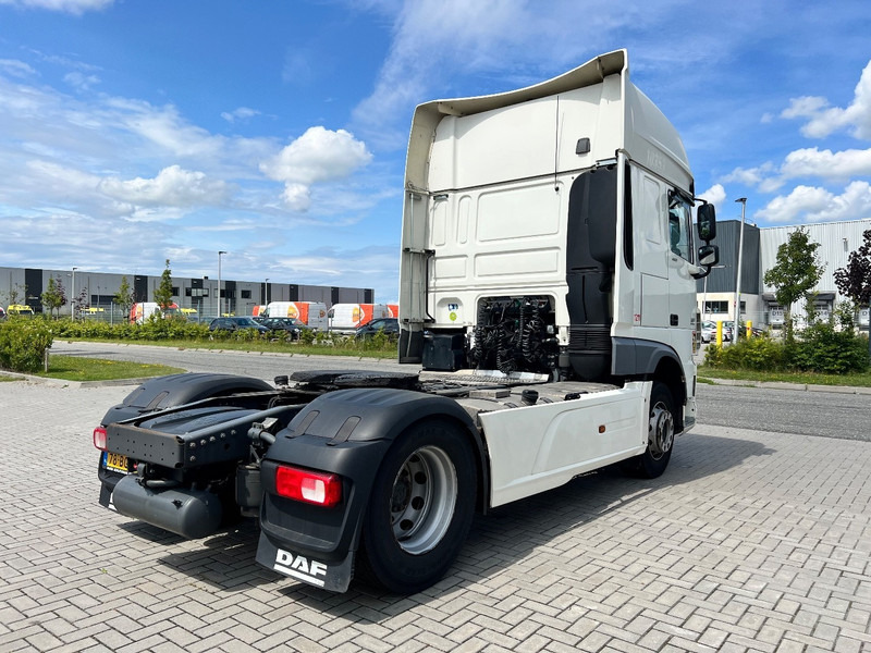 DAF XF 460 4x2 Trekker SSC / 2x Tank / full spoiler - Cap tractor: Foto 5 DAF XF 460 4x2 Trekker SSC / 2x Tank / full spoiler - Cap tractor: Foto 5