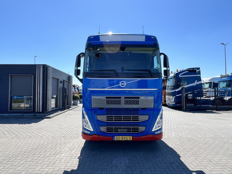 Volvo FH 460 4x2 trekker Globetrotter / i-Save / Vin : NA - Cap tractor: Foto 2 Volvo FH 460 4x2 trekker Globetrotter / i-Save / Vin : NA - Cap tractor: Foto 2