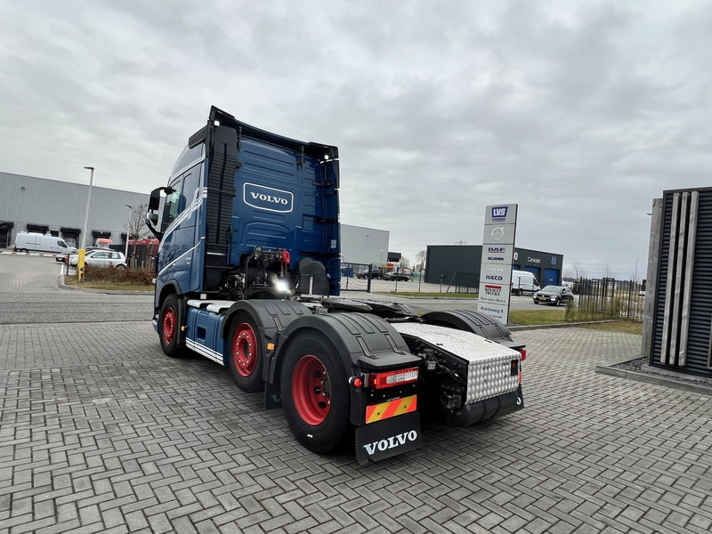 Cap tractor Volvo FH 500 6x2 vla trekker Pusher / lift / 887500km: Foto 7