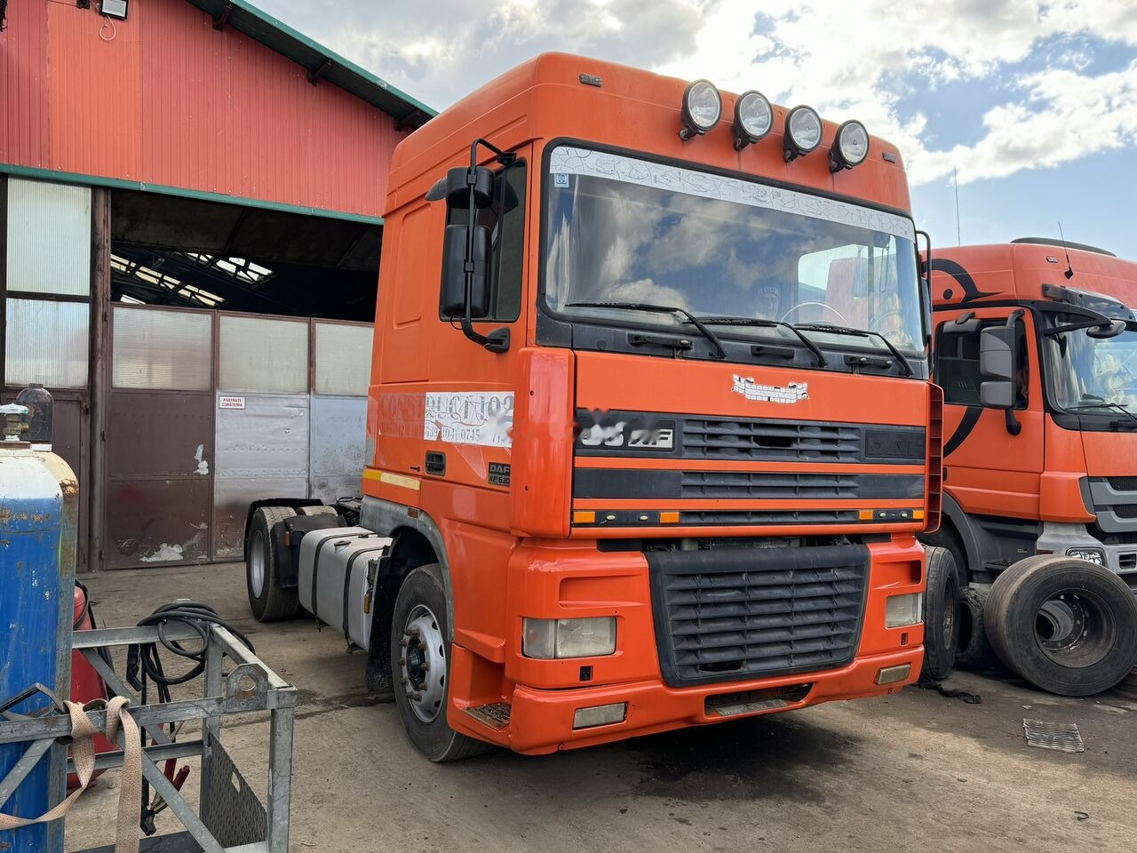 DAF XF 95 530 Euro 3 EXPORT Retarder - Cap tractor: Foto 1 DAF XF 95 530 Euro 3 EXPORT Retarder - Cap tractor: Foto 1