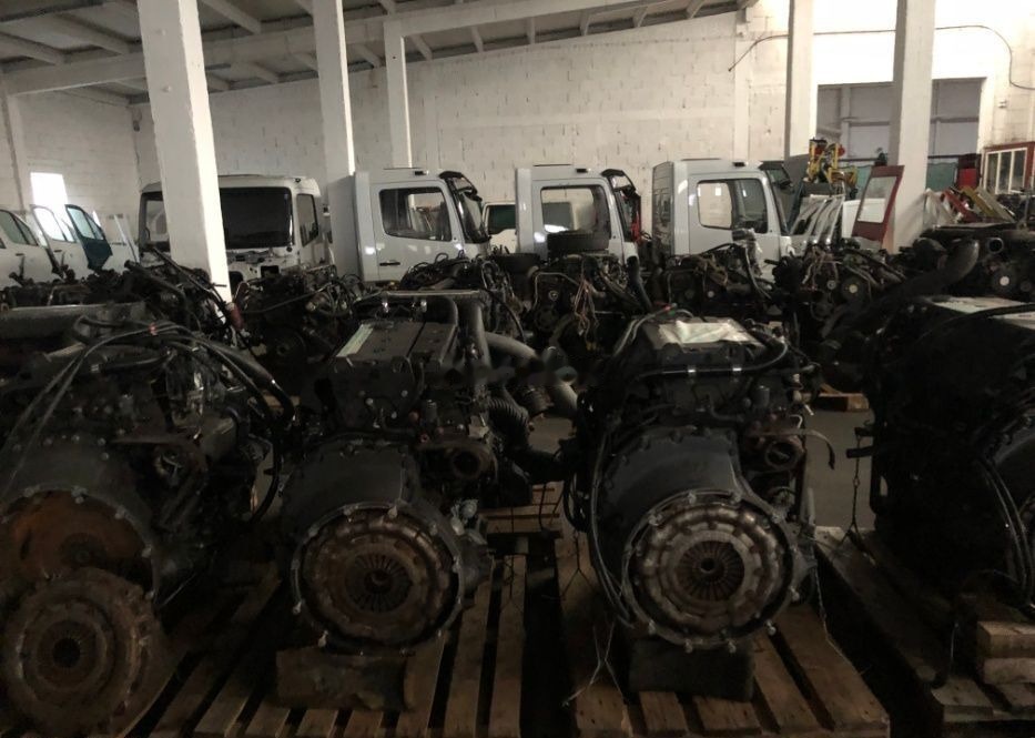 Motor Euro 5 - dezmembrari MAN TGX truck - Motor pentru Camion: Foto 1 Motor Euro 5 - dezmembrari MAN TGX truck - Motor pentru Camion: Foto 1