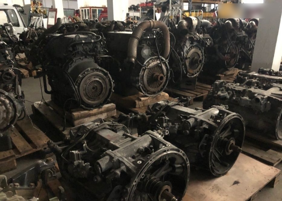 Motor Euro 5 - dezmembrari MAN TGX truck - Motor pentru Camion: Foto 4 Motor Euro 5 - dezmembrari MAN TGX truck - Motor pentru Camion: Foto 4