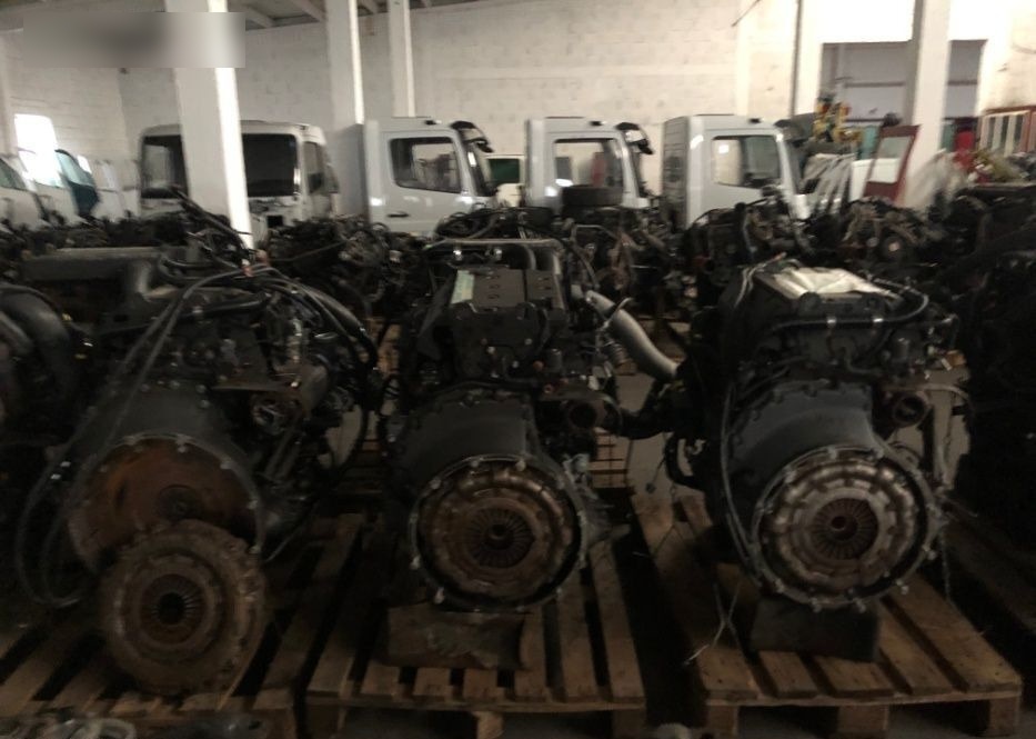 Motor Euro 5 - dezmembrari MAN TGX truck - Motor pentru Camion: Foto 2 Motor Euro 5 - dezmembrari MAN TGX truck - Motor pentru Camion: Foto 2