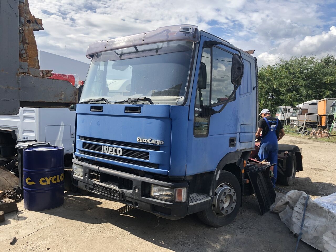 Dezmembrari Iveco EUROCARGO ML 80 90 100 120 140 130e18 120e24 75e18 IVECO EUROCARGO - Piesă de schimb pentru Camion: Foto 3 Dezmembrari Iveco EUROCARGO ML 80 90 100 120 140 130e18 120e24 75e18 IVECO EUROCARGO - Piesă de schimb pentru Camion: Foto 3