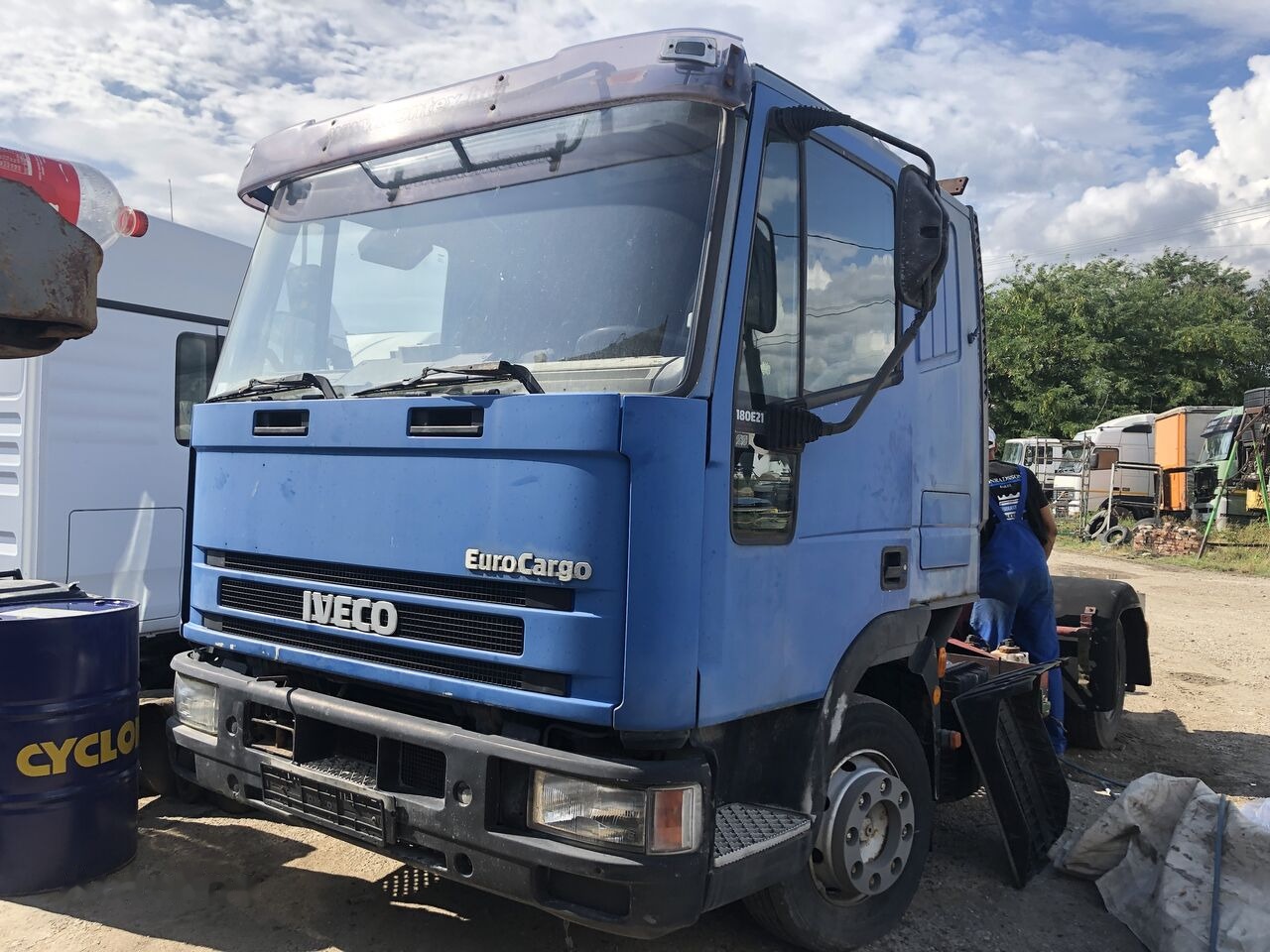 Dezmembrari Iveco EUROCARGO ML 80 90 100 120 140 130e18 120e24 75e18 IVECO EUROCARGO - Piesă de schimb pentru Camion: Foto 1 Dezmembrari Iveco EUROCARGO ML 80 90 100 120 140 130e18 120e24 75e18 IVECO EUROCARGO - Piesă de schimb pentru Camion: Foto 1