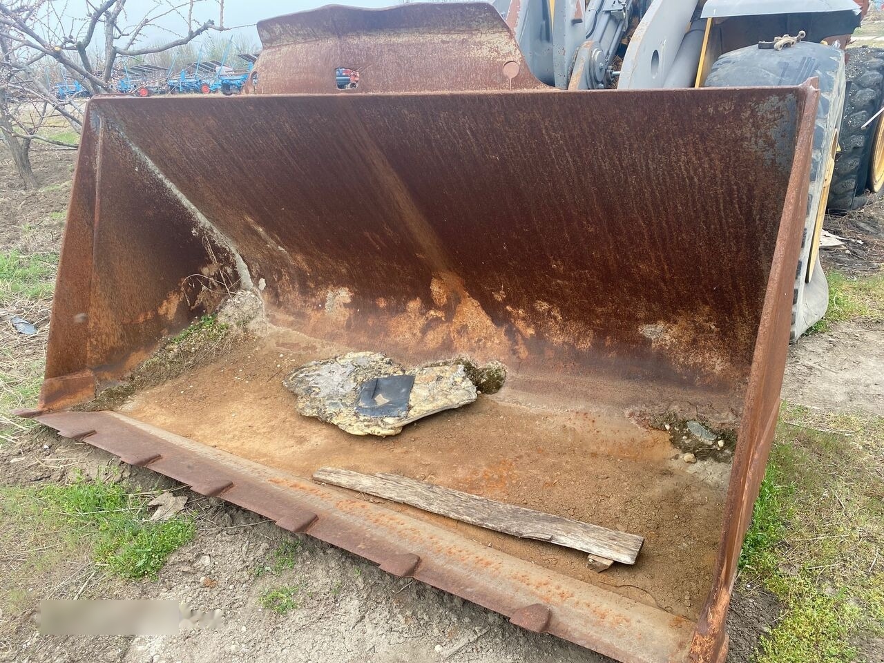Încărcător frontal VOLVO L110E Dezmembrari Vola Wola Volvo L110E - Piesă de schimb pentru Încărcător frontal pe pneuri: Foto 2 Încărcător frontal VOLVO L110E Dezmembrari Vola Wola Volvo L110E - Piesă de schimb pentru Încărcător frontal pe pneuri: Foto 2