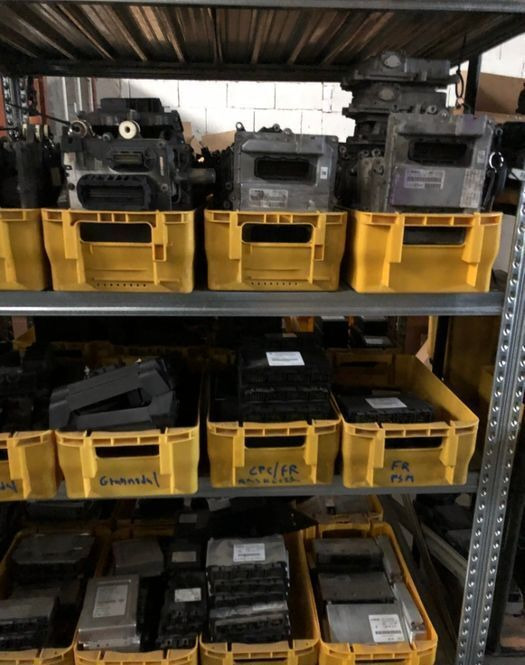 Scania R - Calculator de bord pentru Camion: Foto 2 Scania R - Calculator de bord pentru Camion: Foto 2