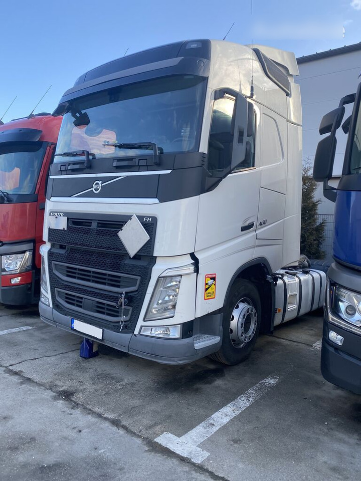 Volvo FH12 EURO 6 2016 460 A Volvo FH12 EURO 6 2016 460 truck - Cabină pentru Camion: Foto 2 Volvo FH12 EURO 6 2016 460 A Volvo FH12 EURO 6 2016 460 truck - Cabină pentru Camion: Foto 2
