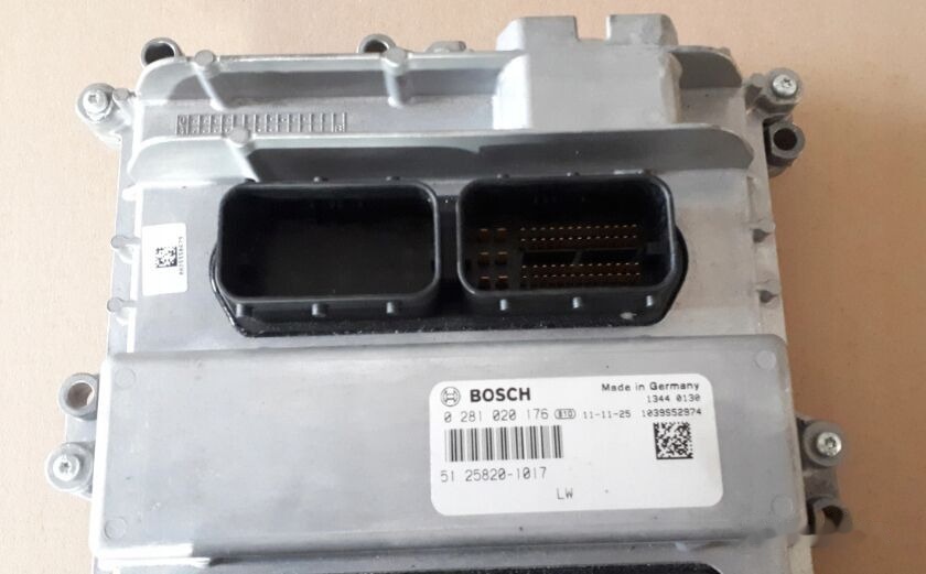 Bosch MAN TGM, TGL truck - Calculator de bord pentru Camion: Foto 2 Bosch MAN TGM, TGL truck - Calculator de bord pentru Camion: Foto 2