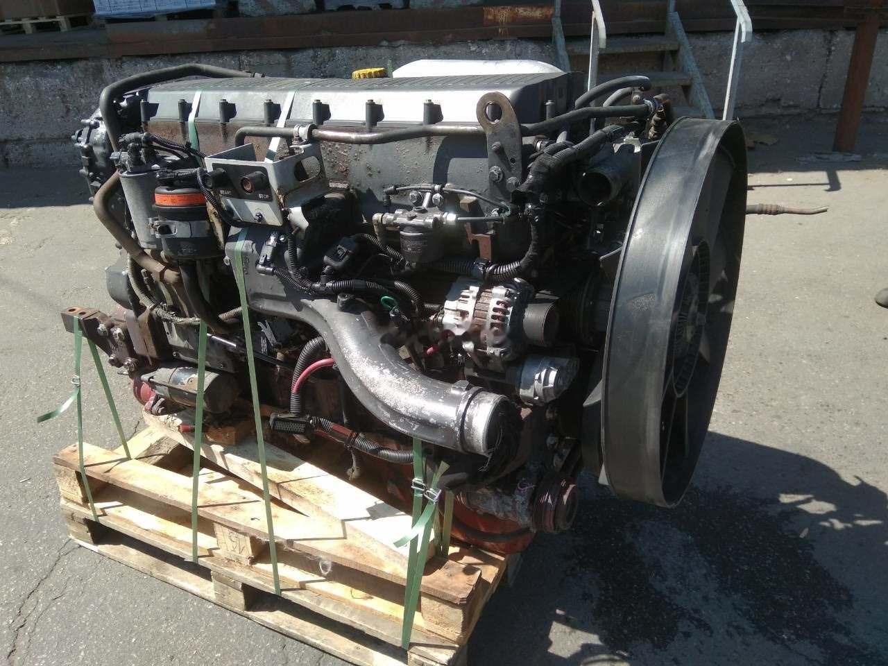 IVECO Cursor 10 430 E3 F3AE0681D IVECO STRALIS - Motor pentru Camion: Foto 1 IVECO Cursor 10 430 E3 F3AE0681D IVECO STRALIS - Motor pentru Camion: Foto 1