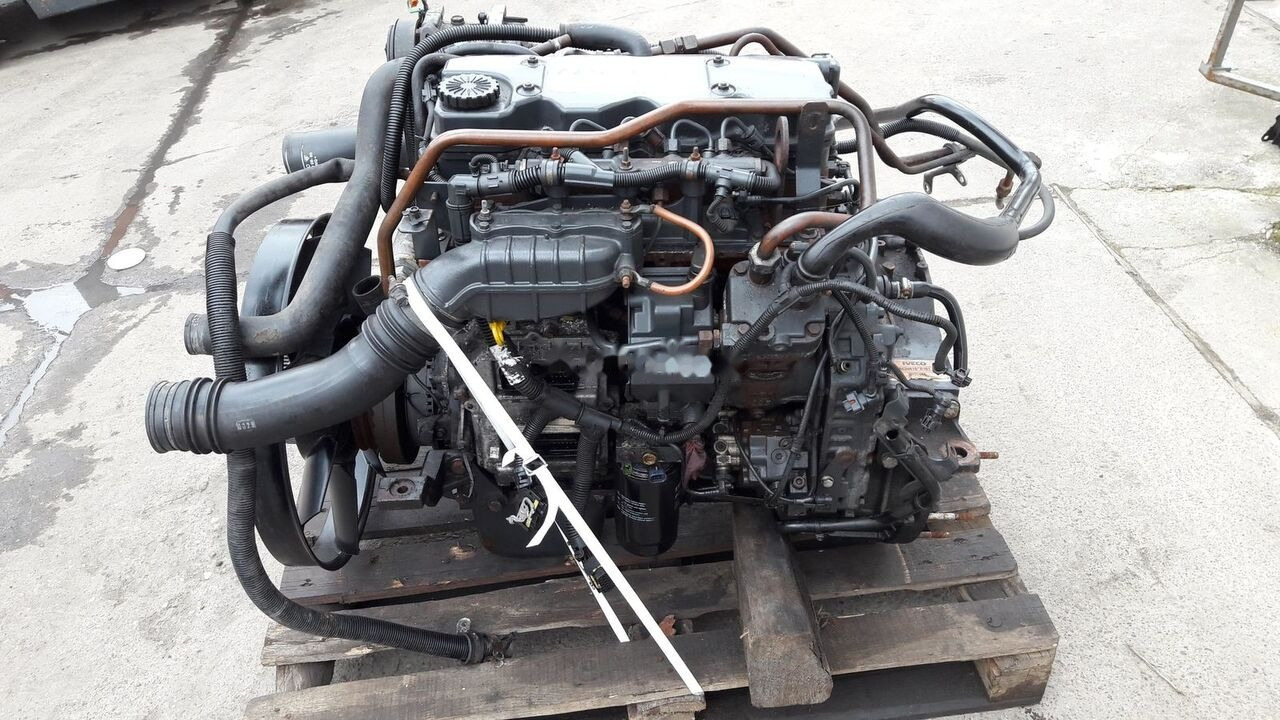 IVECO F4AE3481B 3.9 Tector 180 E4 IVECO Eurocargo - Motor pentru Camion: Foto 4 IVECO F4AE3481B 3.9 Tector 180 E4 IVECO Eurocargo - Motor pentru Camion: Foto 4