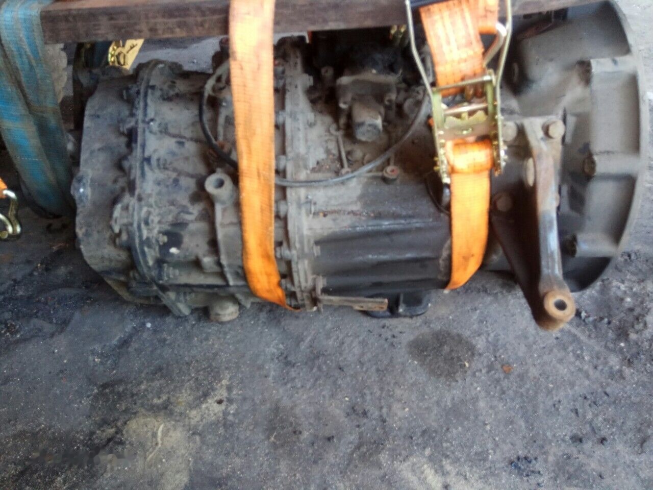 MAN fs8309AH 81320036493 - Cutie de viteze pentru Camion: Foto 3 MAN fs8309AH 81320036493 - Cutie de viteze pentru Camion: Foto 3