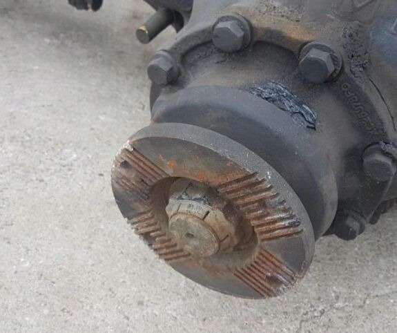 Renault MAGNUM truck - Punte şi piese pentru Camion: Foto 3 Renault MAGNUM truck - Punte şi piese pentru Camion: Foto 3