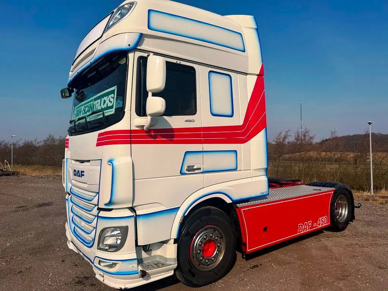 DAF XF 450 DAF XF 450 Special Interior. 706000 km. Euro 6 - Cap tractor: Foto 3 DAF XF 450 DAF XF 450 Special Interior. 706000 km. Euro 6 - Cap tractor: Foto 3