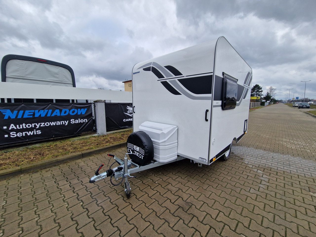 NTL-LAZUR Niewiadów z roku 2025. Przyczepa kempingowa dla 3 osób - Rulotă: Foto 3 NTL-LAZUR Niewiadów z roku 2025. Przyczepa kempingowa dla 3 osób - Rulotă: Foto 3