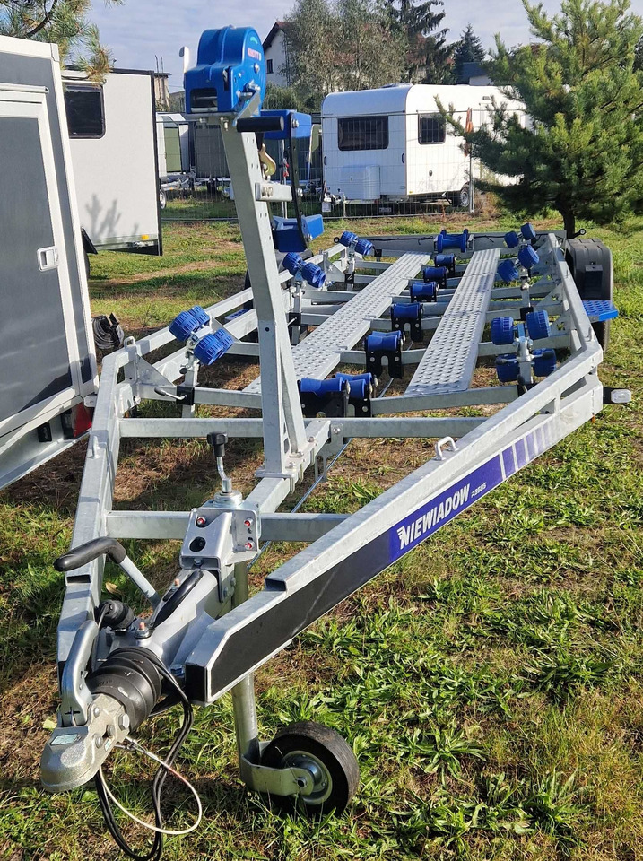 Nowa Przyczepa Podłodziowa 3500kg do 10M Niewiadów P3585HT - Peridoc: Foto 1 Nowa Przyczepa Podłodziowa 3500kg do 10M Niewiadów P3585HT - Peridoc: Foto 1