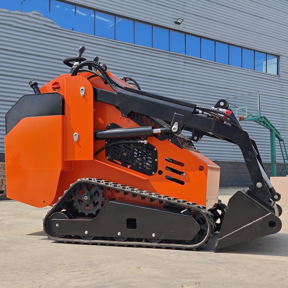 LEZUM Free Shipping Mini Skid Steer Loader Compact Track Electric/Diesel Chinese Mini Skid Steer Loader For Sale With Mini Skid Steer Attachments 4 In 1 Bucket - Mini încărcător: Foto 4 LEZUM Free Shipping Mini Skid Steer Loader Compact Track Electric/Diesel Chinese Mini Skid Steer Loader For Sale With Mini Skid Steer Attachments 4 In 1 Bucket - Mini încărcător: Foto 4