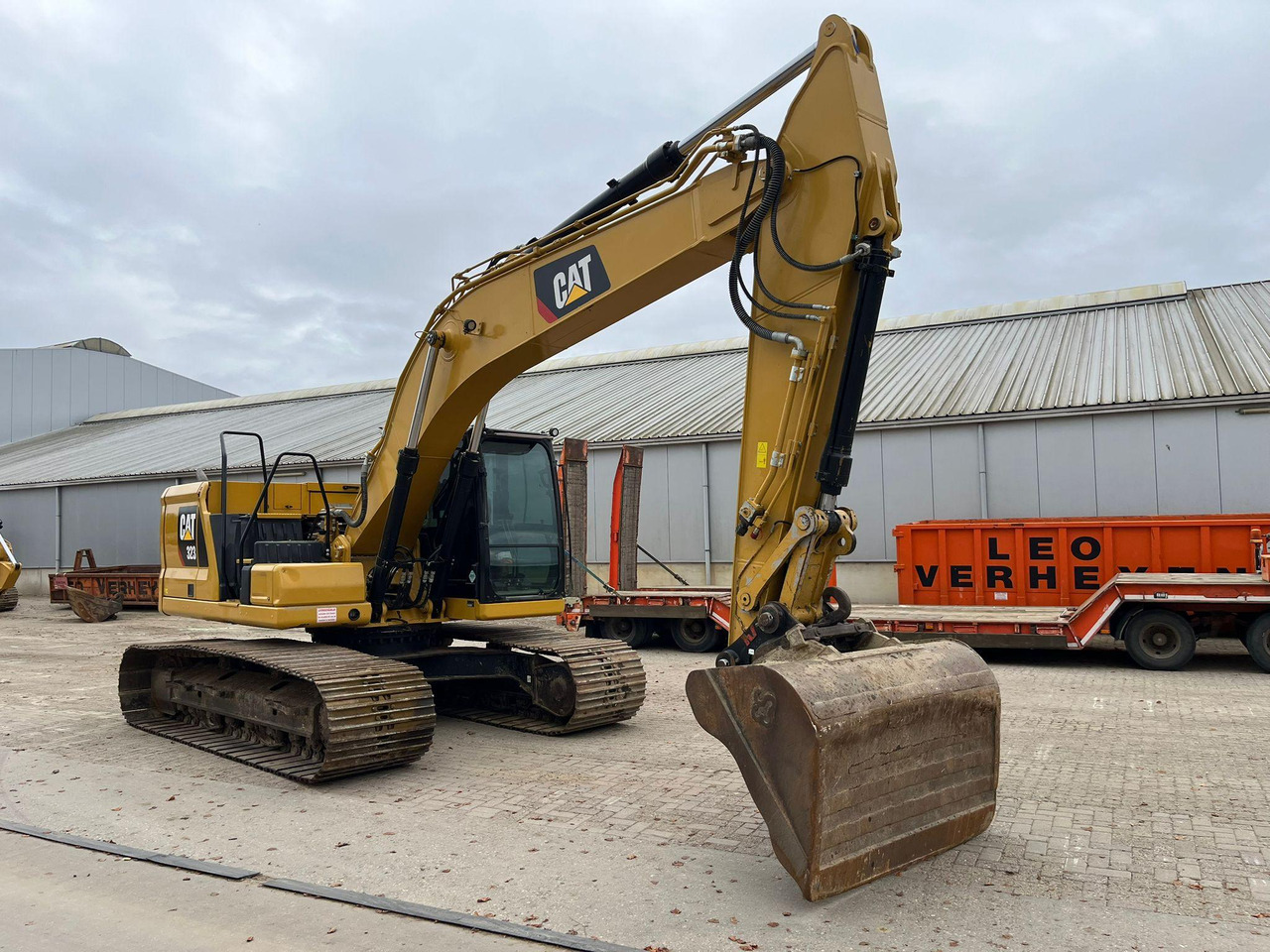 Caterpillar 323 07A - Excavator pe şenile: Foto 4 Caterpillar 323 07A - Excavator pe şenile: Foto 4