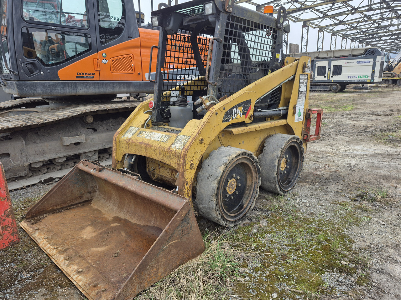 CATERPILLAR 216B3 - Mini încărcător: Foto 2 CATERPILLAR 216B3 - Mini încărcător: Foto 2
