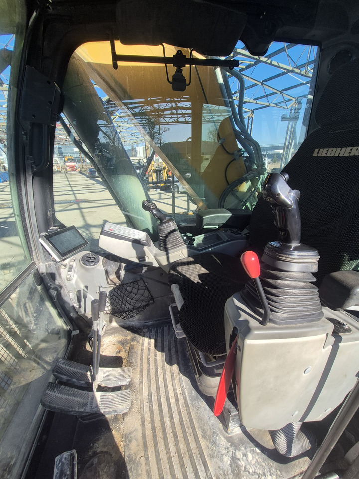 Excavator pe şenile LIEBHERR R926LC: Foto 14