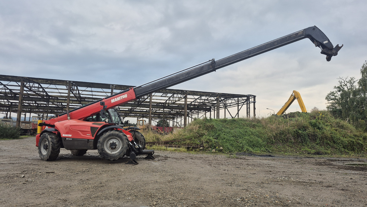 MANITOU MT1335 - Stivuitor telescopic: Foto 3 MANITOU MT1335 - Stivuitor telescopic: Foto 3