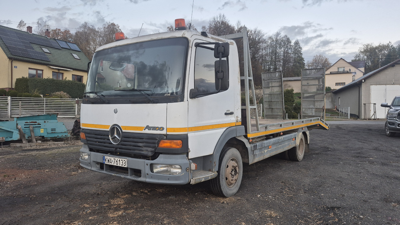 MERCEDES-BENZ ATEGO 970.21 - Camion transport auto: Foto 1 MERCEDES-BENZ ATEGO 970.21 - Camion transport auto: Foto 1