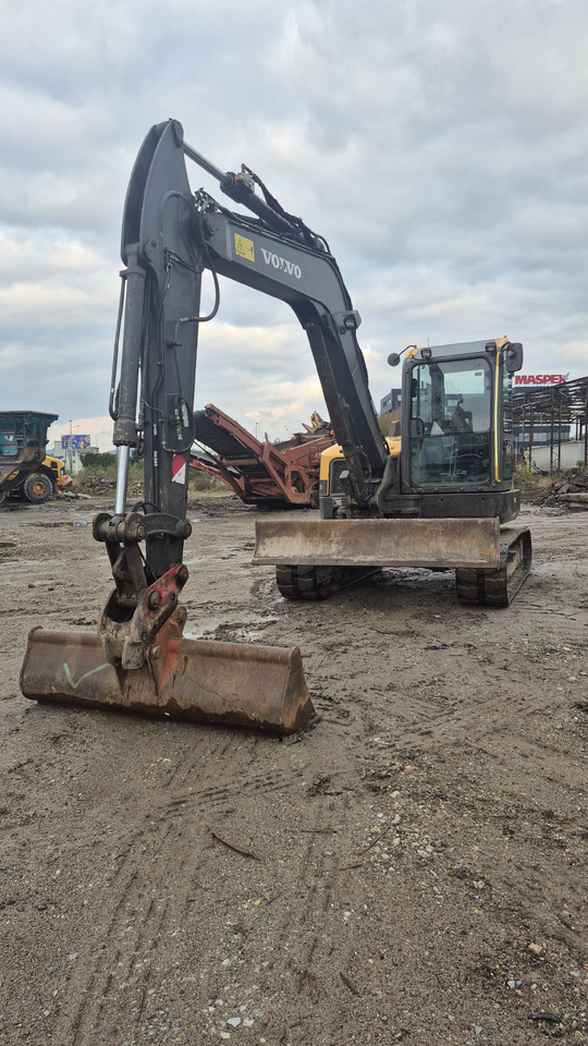 VOLVO ECR88D - Excavator pe şenile: Foto 3 VOLVO ECR88D - Excavator pe şenile: Foto 3