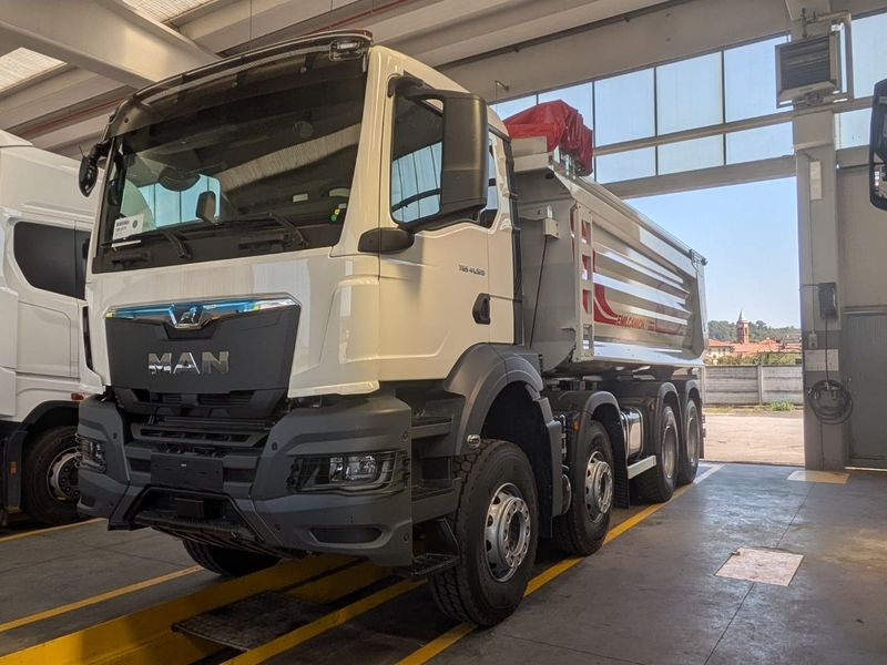CAMION RIBALTABILE 4 ASSI 520 hp VASCA S5 NUOVO MAN TGS 41.520 8x4 BB CH - Camion basculantă: Foto 3 CAMION RIBALTABILE 4 ASSI 520 hp VASCA S5 NUOVO MAN TGS 41.520 8x4 BB CH - Camion basculantă: Foto 3