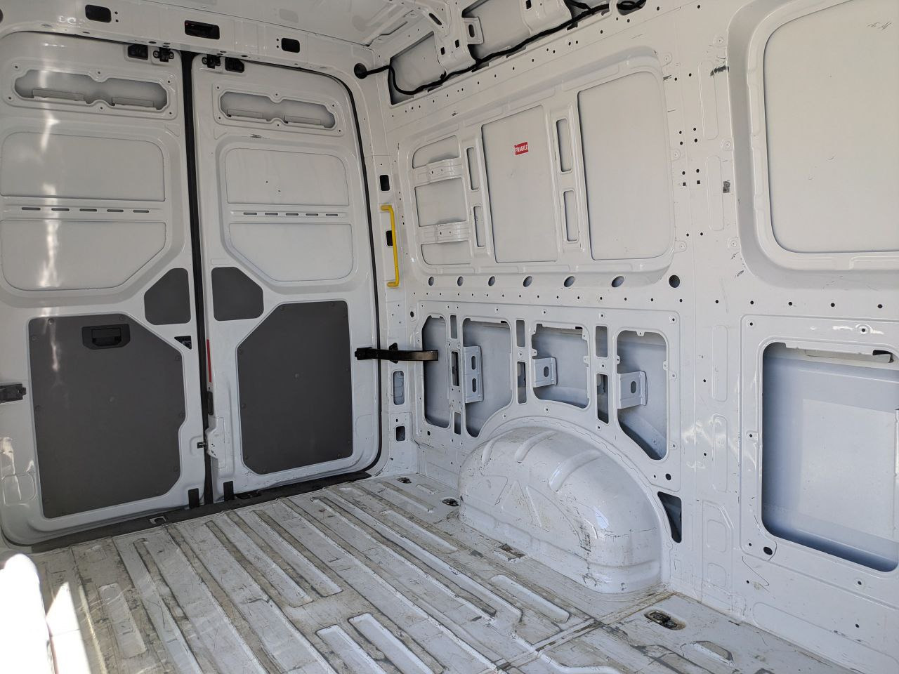 FURGONE MAN TGE TETTO ALTO CORTO MAN TGE 3.140 - 2023 - 72000 km - Dubă: Foto 5 FURGONE MAN TGE TETTO ALTO CORTO MAN TGE 3.140 - 2023 - 72000 km - Dubă: Foto 5