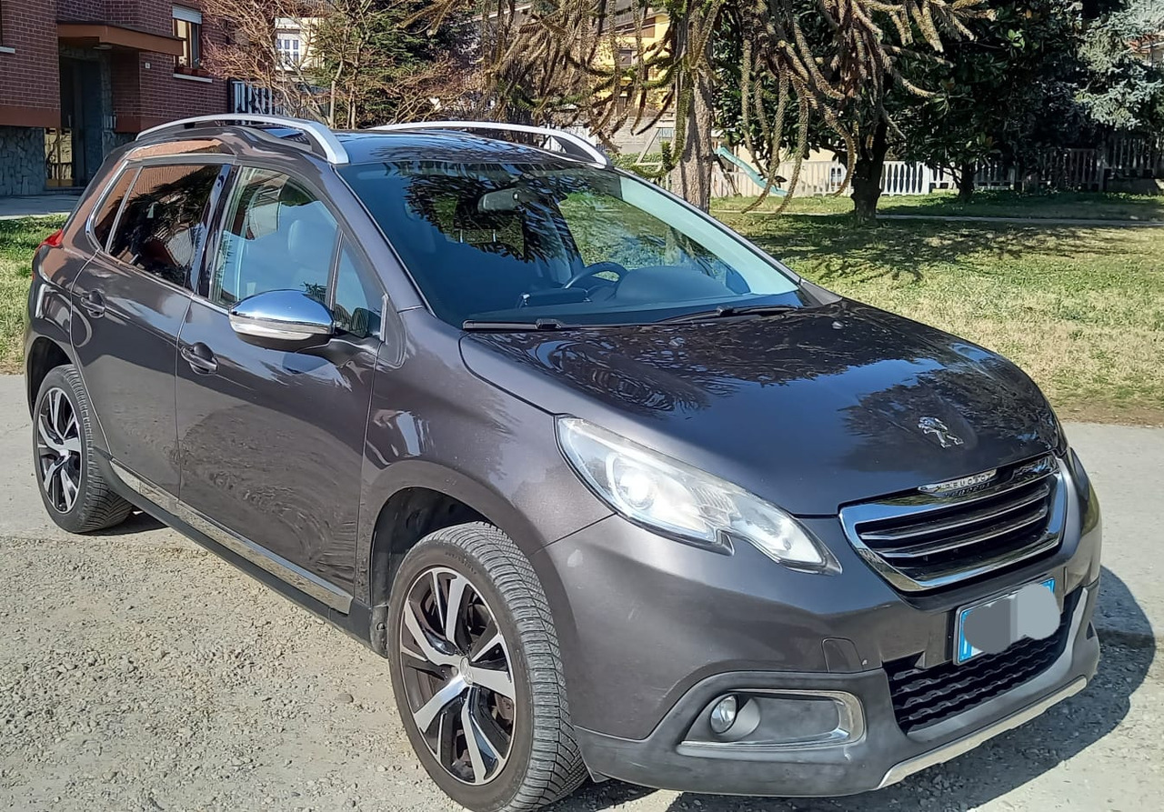 PEUGEOT 2008 - Berlină/ Sedan: Foto 1 PEUGEOT 2008 - Berlină/ Sedan: Foto 1