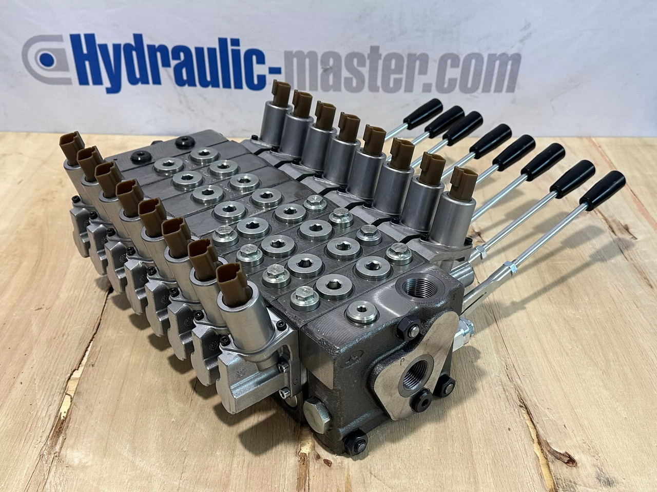 Set Radio Remote Scanreco RC 400 with Valve Palfinger Hiab Cranab Loglift - Remorcă forestieră: Foto 2 Set Radio Remote Scanreco RC 400 with Valve Palfinger Hiab Cranab Loglift - Remorcă forestieră: Foto 2