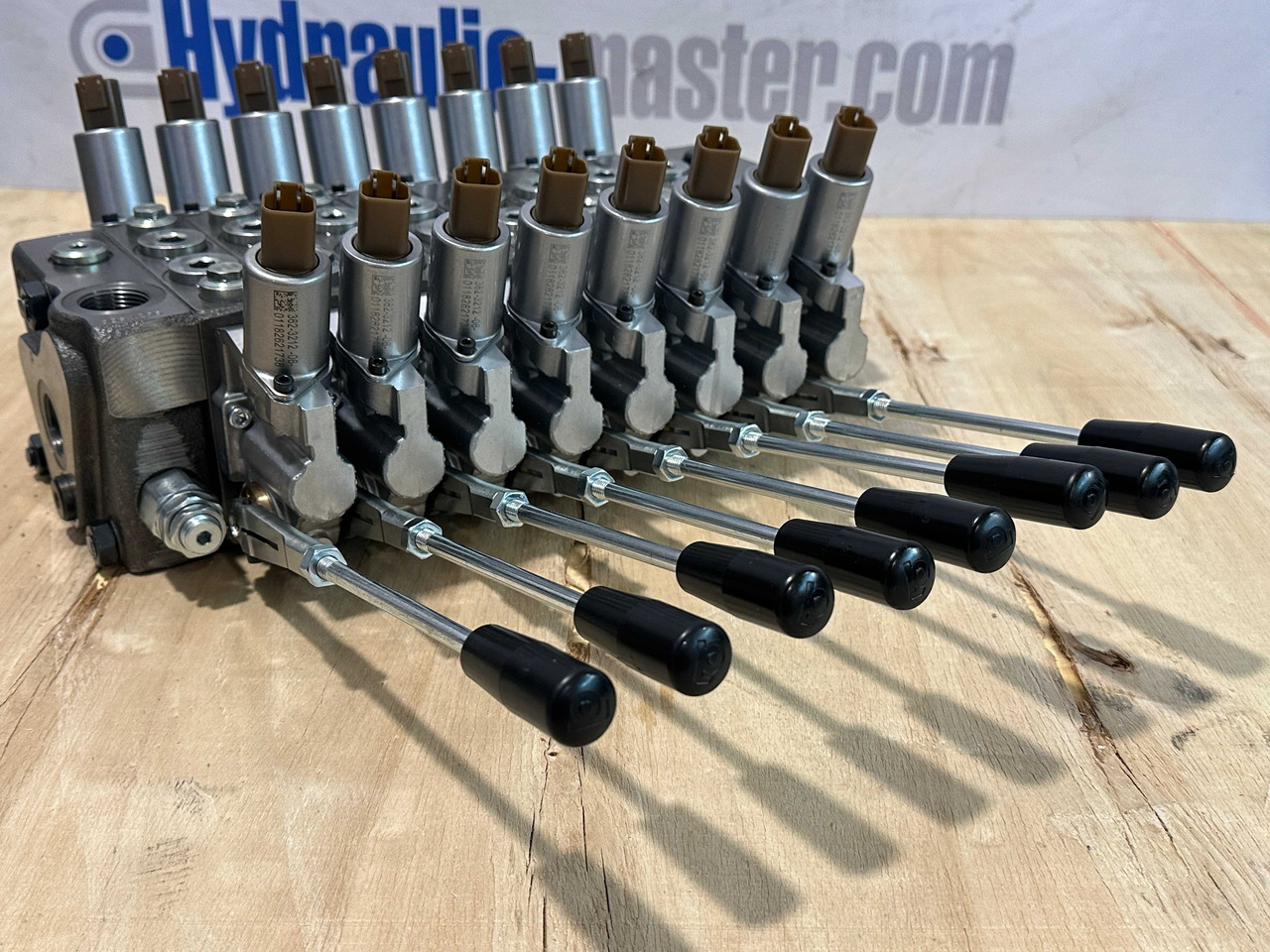 Set Scanreco RC400 with Walvoil DPX100 Cormach, Atlas, Liebherr, Fassi - Remorcă forestieră: Foto 2 Set Scanreco RC400 with Walvoil DPX100 Cormach, Atlas, Liebherr, Fassi - Remorcă forestieră: Foto 2