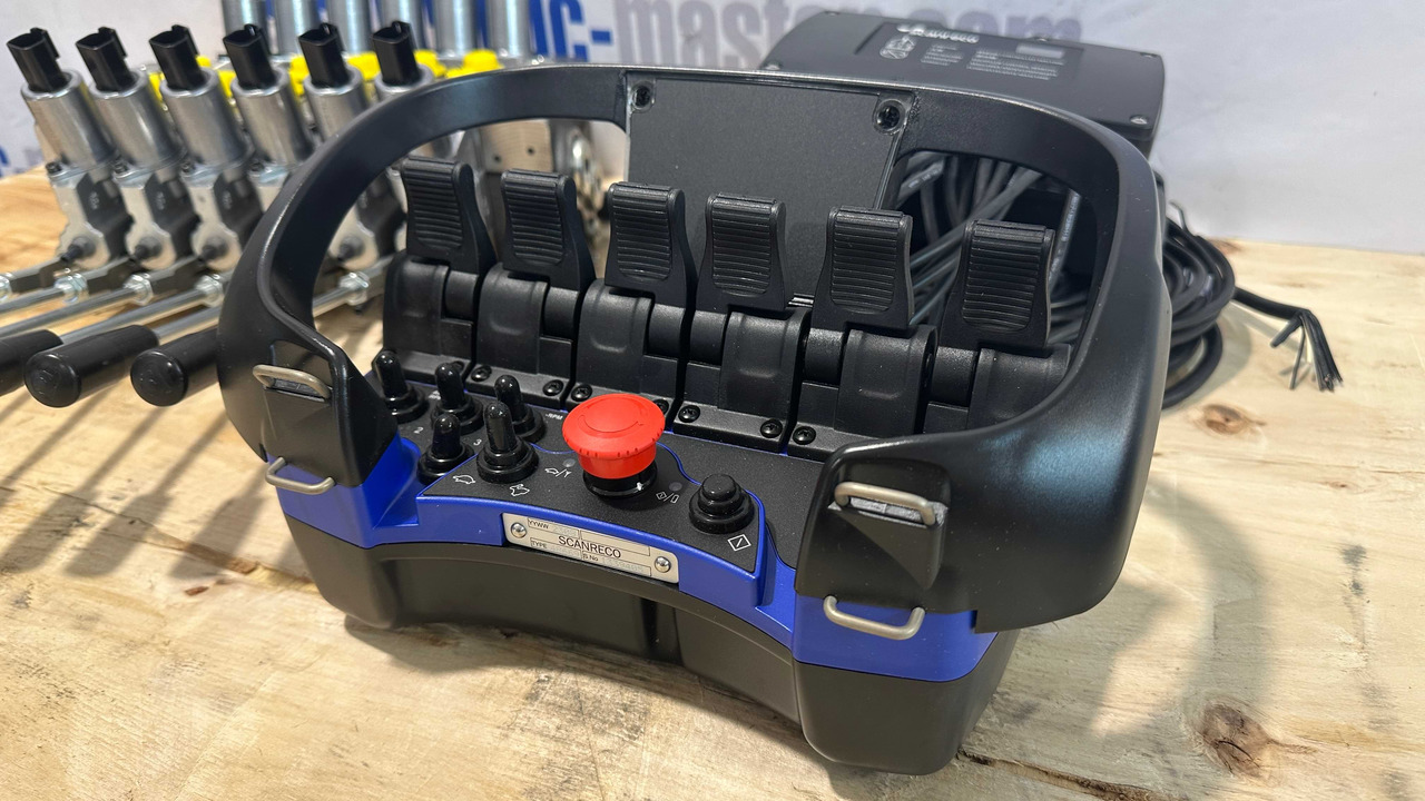 Set Scanreco RC400 with Walvoil DPX100 Manitex, Palfinger, Atlas, Cormach - Remorcă forestieră: Foto 3 Set Scanreco RC400 with Walvoil DPX100 Manitex, Palfinger, Atlas, Cormach - Remorcă forestieră: Foto 3