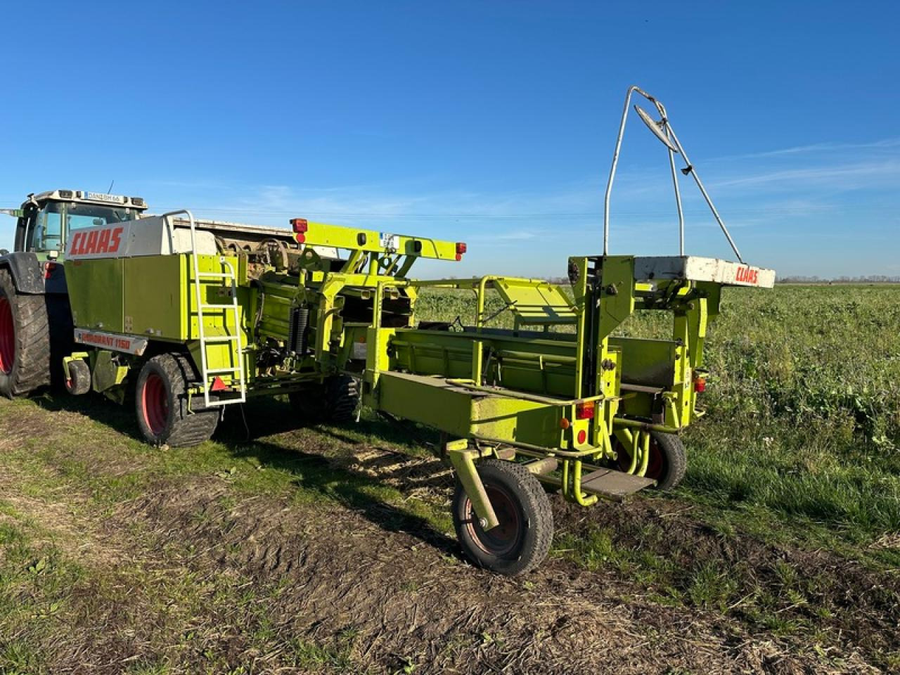 CLAAS QUADRANT 1150 - Presă baloţi dreptunghiulari: Foto 2 CLAAS QUADRANT 1150 - Presă baloţi dreptunghiulari: Foto 2