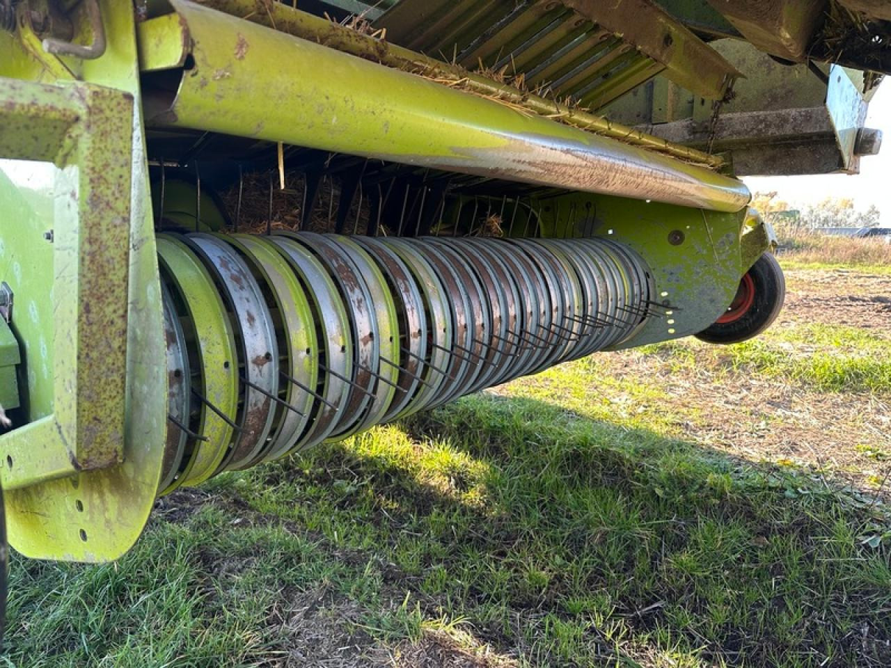 CLAAS QUADRANT 1150 - Presă baloţi dreptunghiulari: Foto 5 CLAAS QUADRANT 1150 - Presă baloţi dreptunghiulari: Foto 5