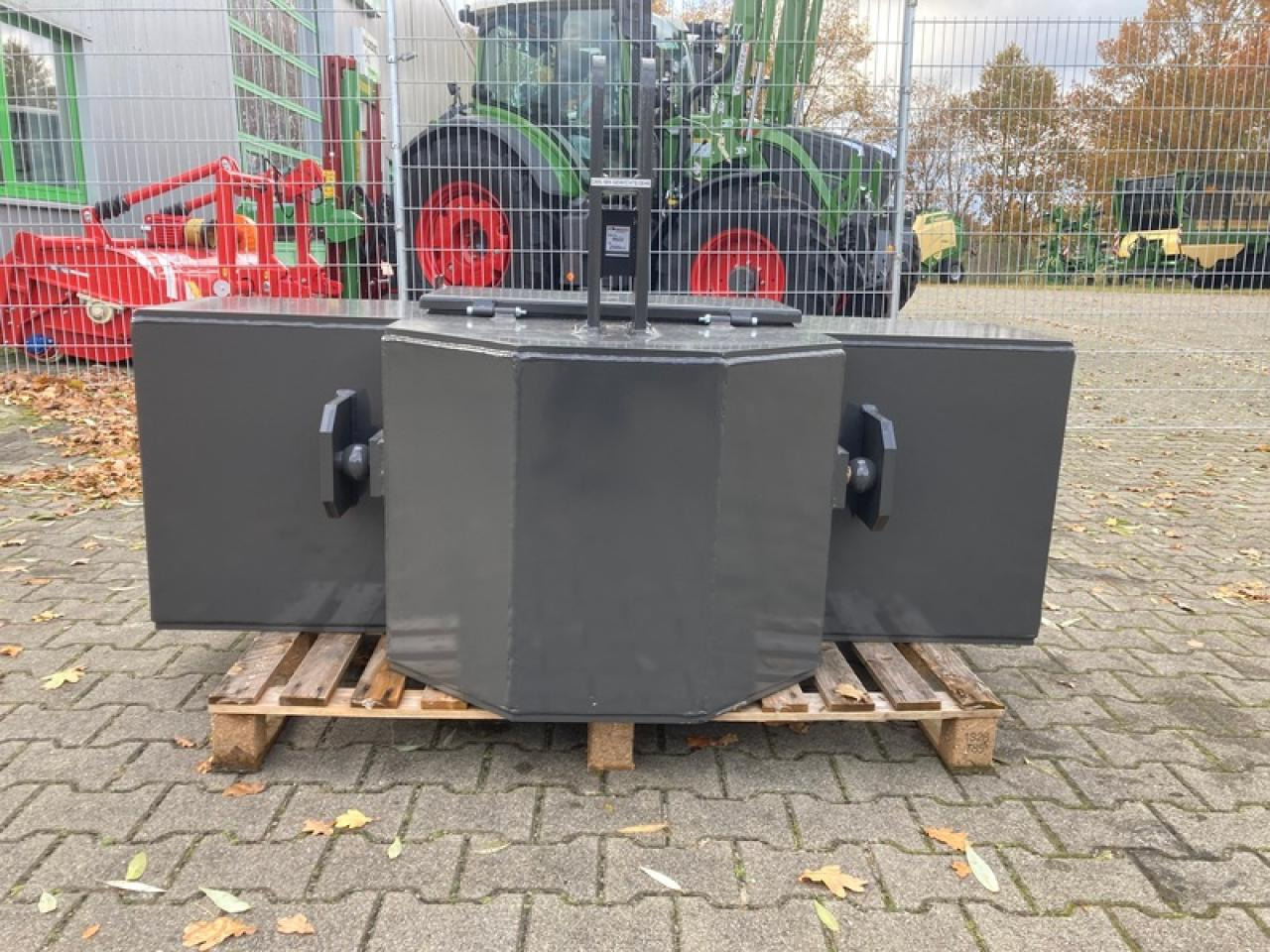FRONTGEWICHT 2500 KG BUSCHMEIER - Contragreutate: Foto 1 FRONTGEWICHT 2500 KG BUSCHMEIER - Contragreutate: Foto 1