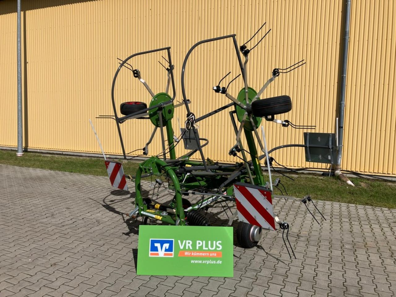 Fendt TWISTER 5204 AKTION - Maşină de întors fânul: Foto 1 Fendt TWISTER 5204 AKTION - Maşină de întors fânul: Foto 1