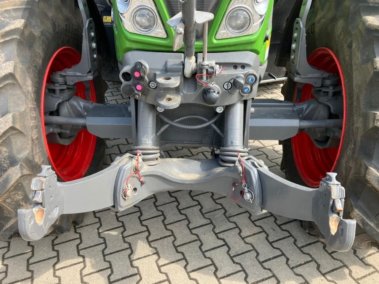 Fendt VARIO 724 GEN 6 PROFI PLUS SET 2 - Tractor agricol: Foto 5 Fendt VARIO 724 GEN 6 PROFI PLUS SET 2 - Tractor agricol: Foto 5