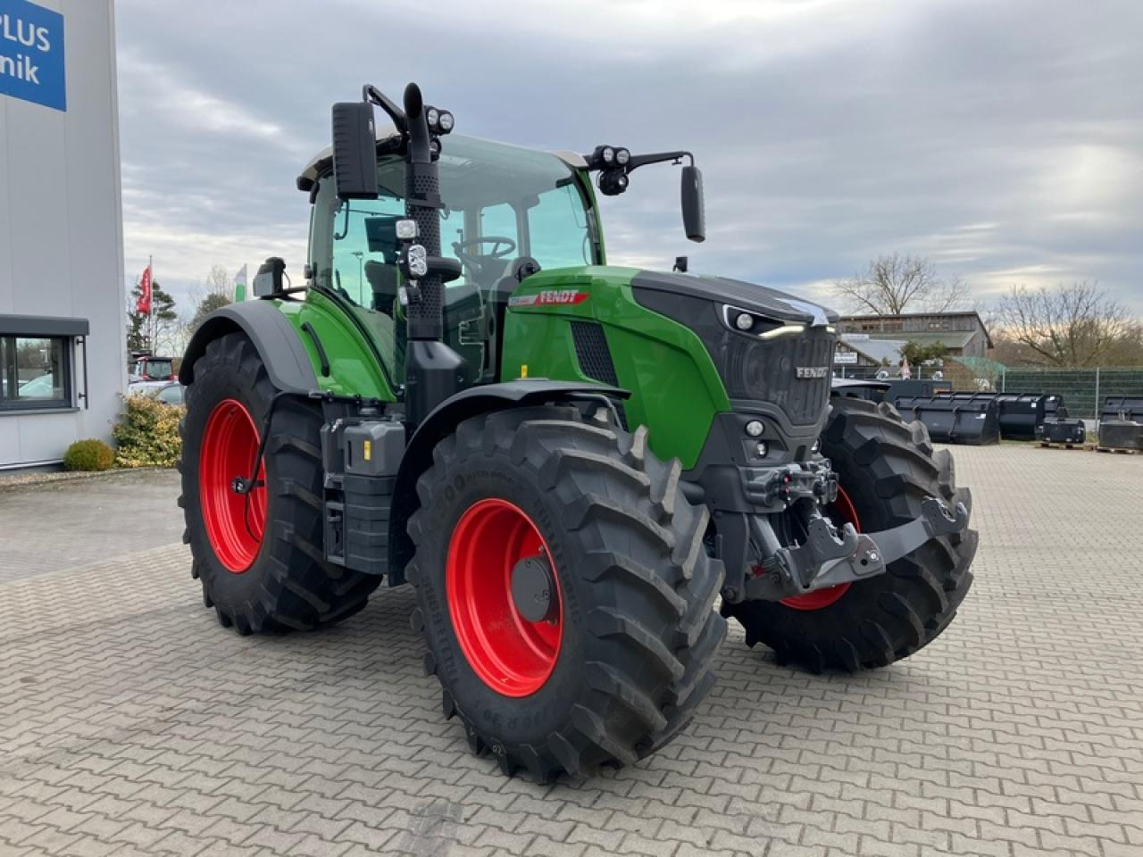 Fendt VARIO 724 GEN7 // RTK // RDA - Tractor agricol: Foto 5 Fendt VARIO 724 GEN7 // RTK // RDA - Tractor agricol: Foto 5