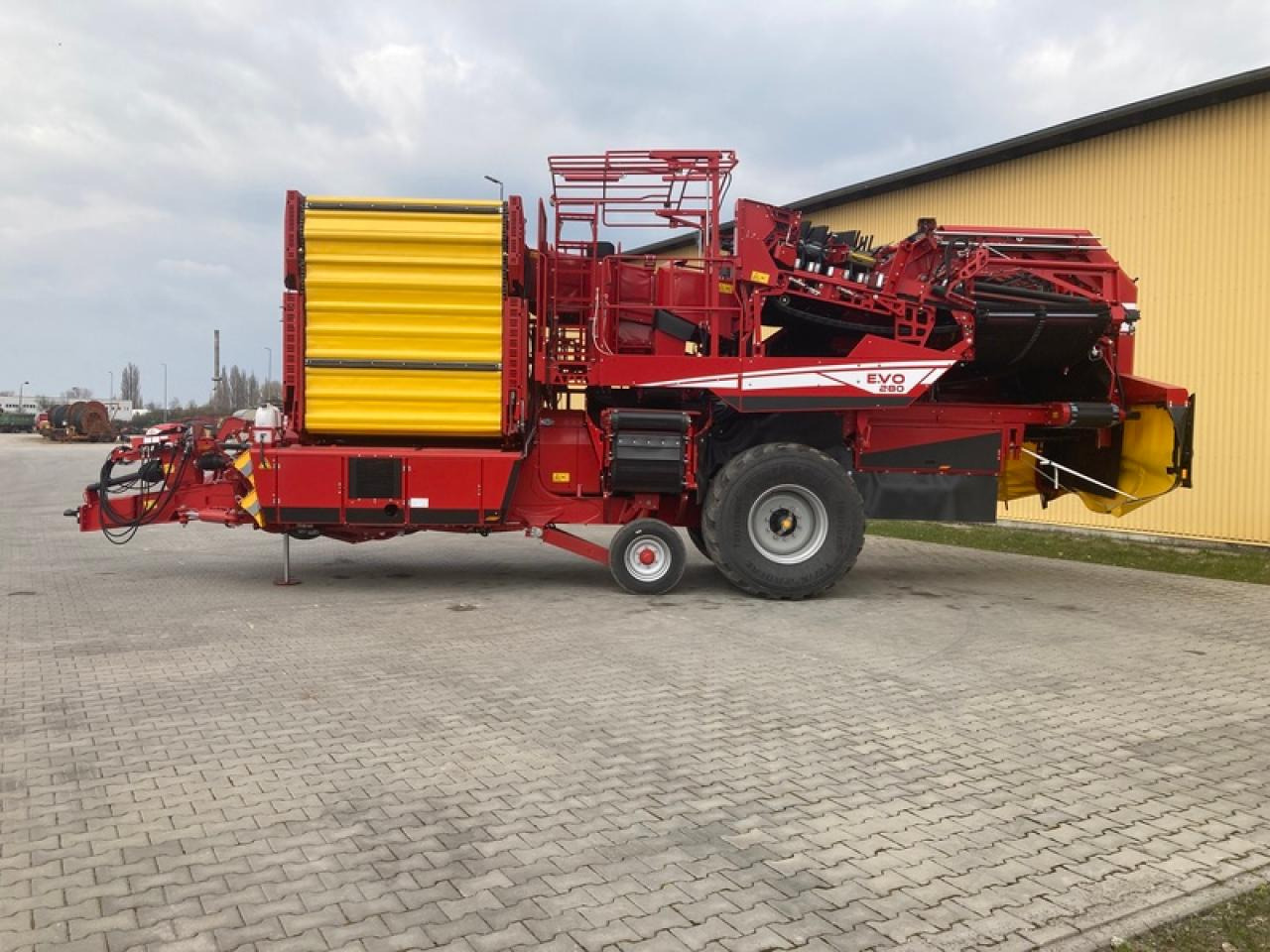 Grimme EVO 280 NEU - Combină de recoltat cartofi: Foto 2 Grimme EVO 280 NEU - Combină de recoltat cartofi: Foto 2