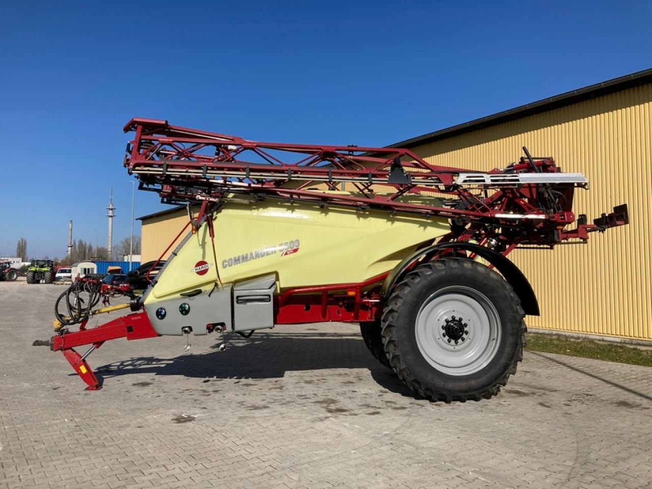 Hardi COMMANDER 5500I - Maşină de erbicidat tractata: Foto 2 Hardi COMMANDER 5500I - Maşină de erbicidat tractata: Foto 2