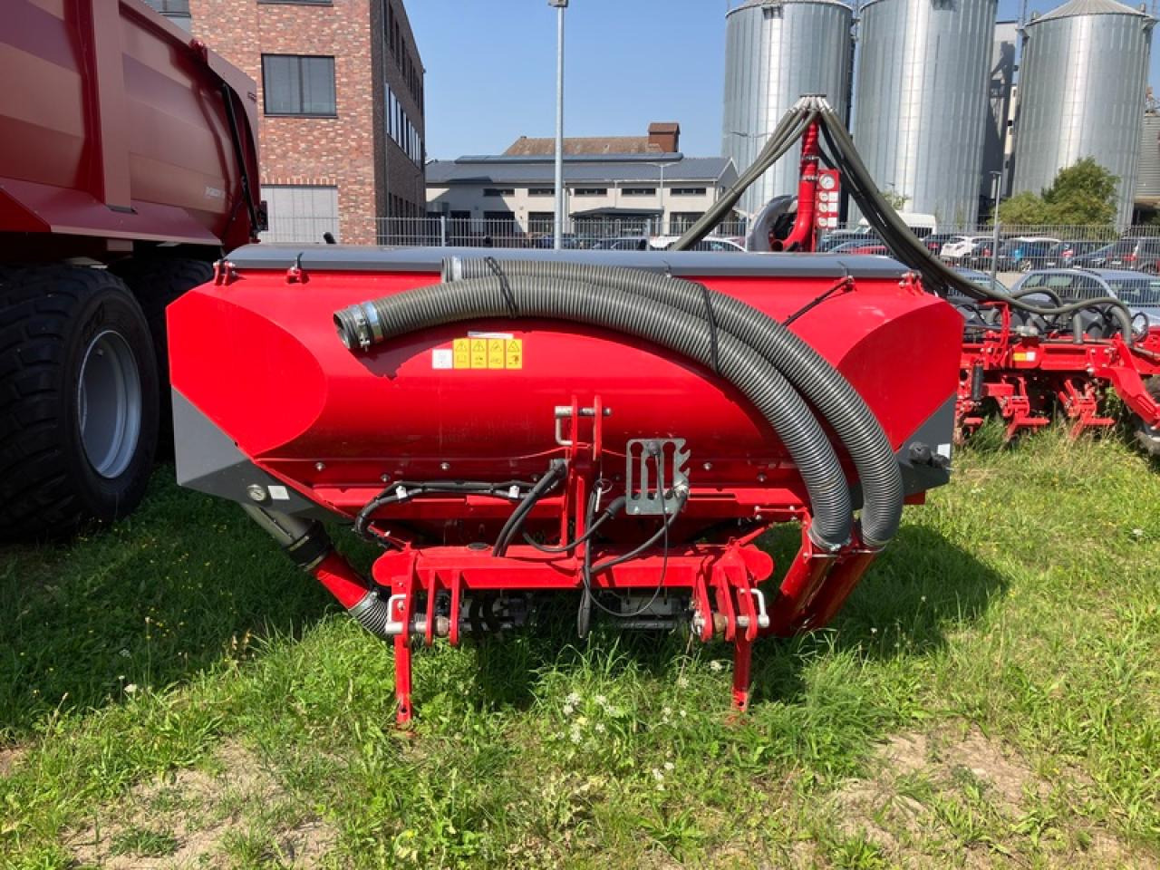Horsch PARTNER 2000 FRONTTANK - Imprastietor îngrăşăminte: Foto 2 Horsch PARTNER 2000 FRONTTANK - Imprastietor îngrăşăminte: Foto 2