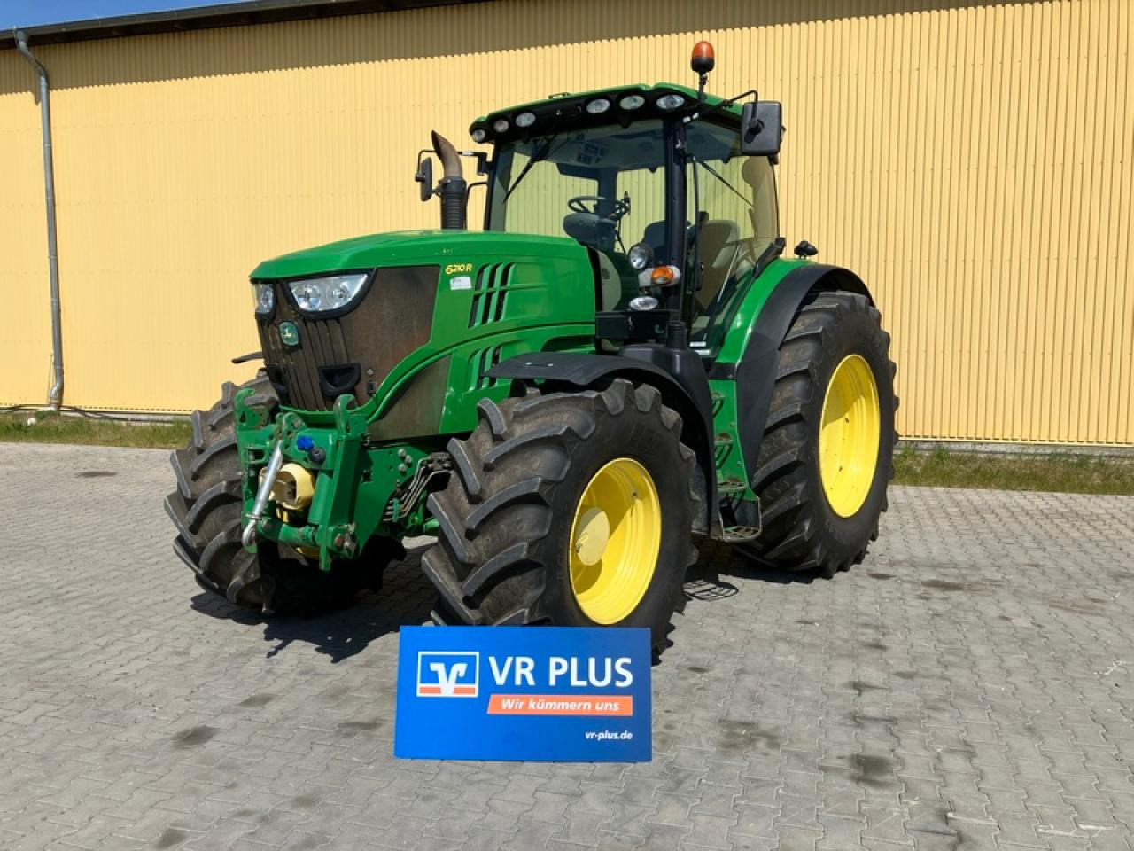 John Deere 6210R AUTOPOWER - Tractor agricol: Foto 1 John Deere 6210R AUTOPOWER - Tractor agricol: Foto 1